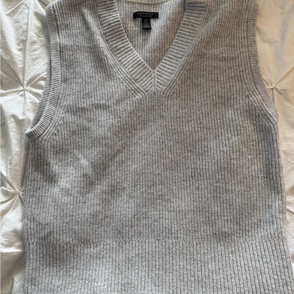 Banana Republic- WOOL VEST Men’s S- Italian Yarn gray - Picture 1 of 5
